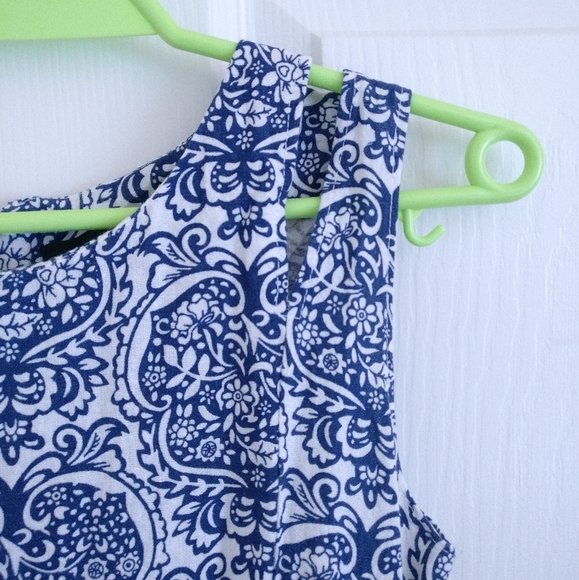 Baroque Patterned Cut-Out Skater Dress - Picture 6 of 10